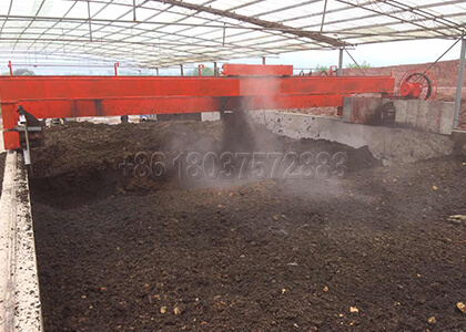 Wheel Type Compost Turner for Large Scale Garbage Composting